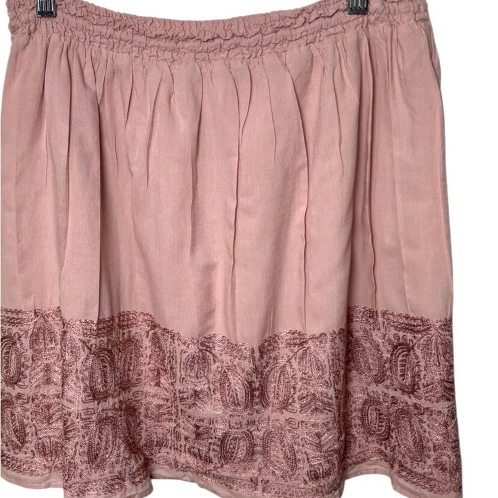 Elegant Pink Embroidered Skirt